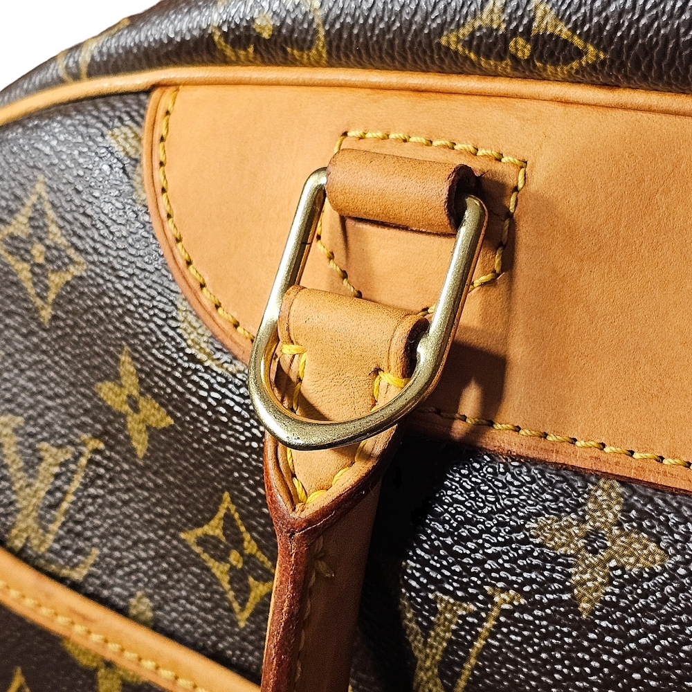 LOUIS VUITTON DEAUVILLE BAG - Picture 8 of 16